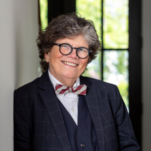 Joan-Solo-DP-Logo-300-x-300-px